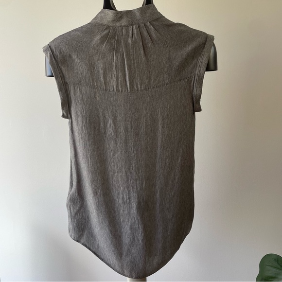 Reiss grey/silver sleeveless half button up - Picture 2 of 5